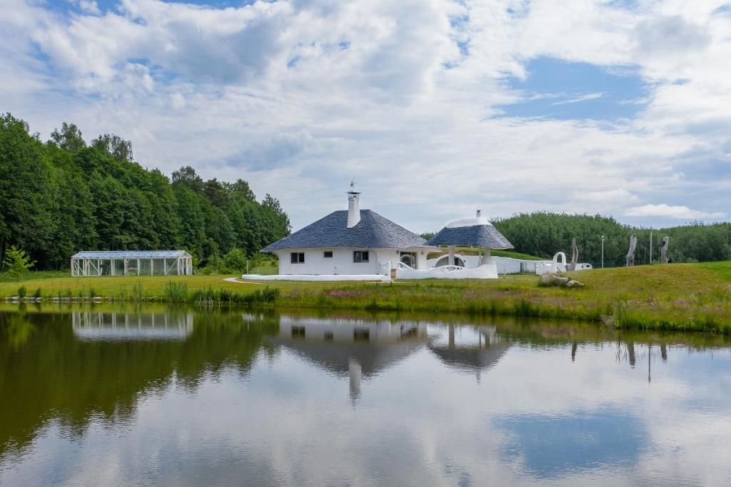 Апартаменты Unique eco-friendly straw house 